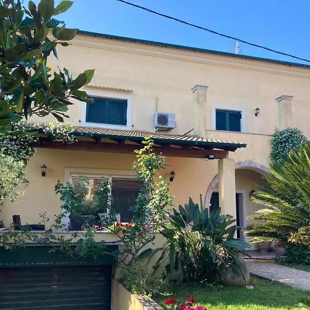 Kanálion Villa Maria מראה חיצוני תמונה
